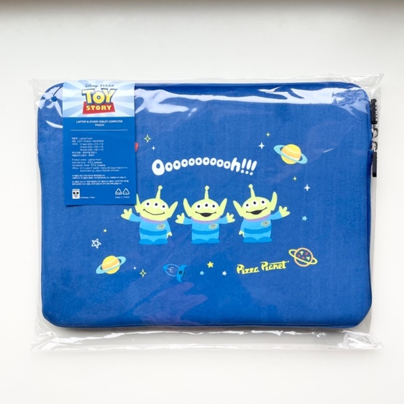 LE Toy Story Alien Laptop & Tablet Case - Picture 3 of 9
